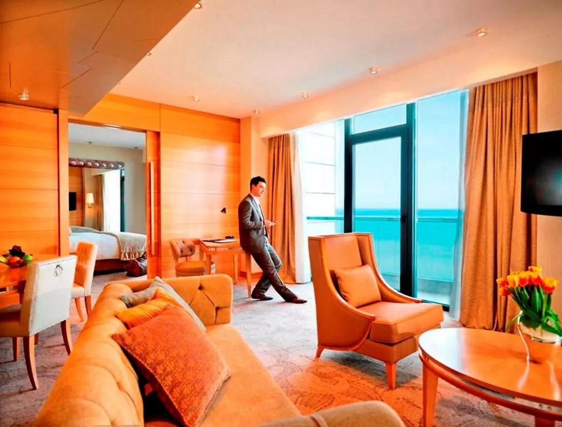 JUMEIRAHBEACH_SHABAVIZ (24).jpg